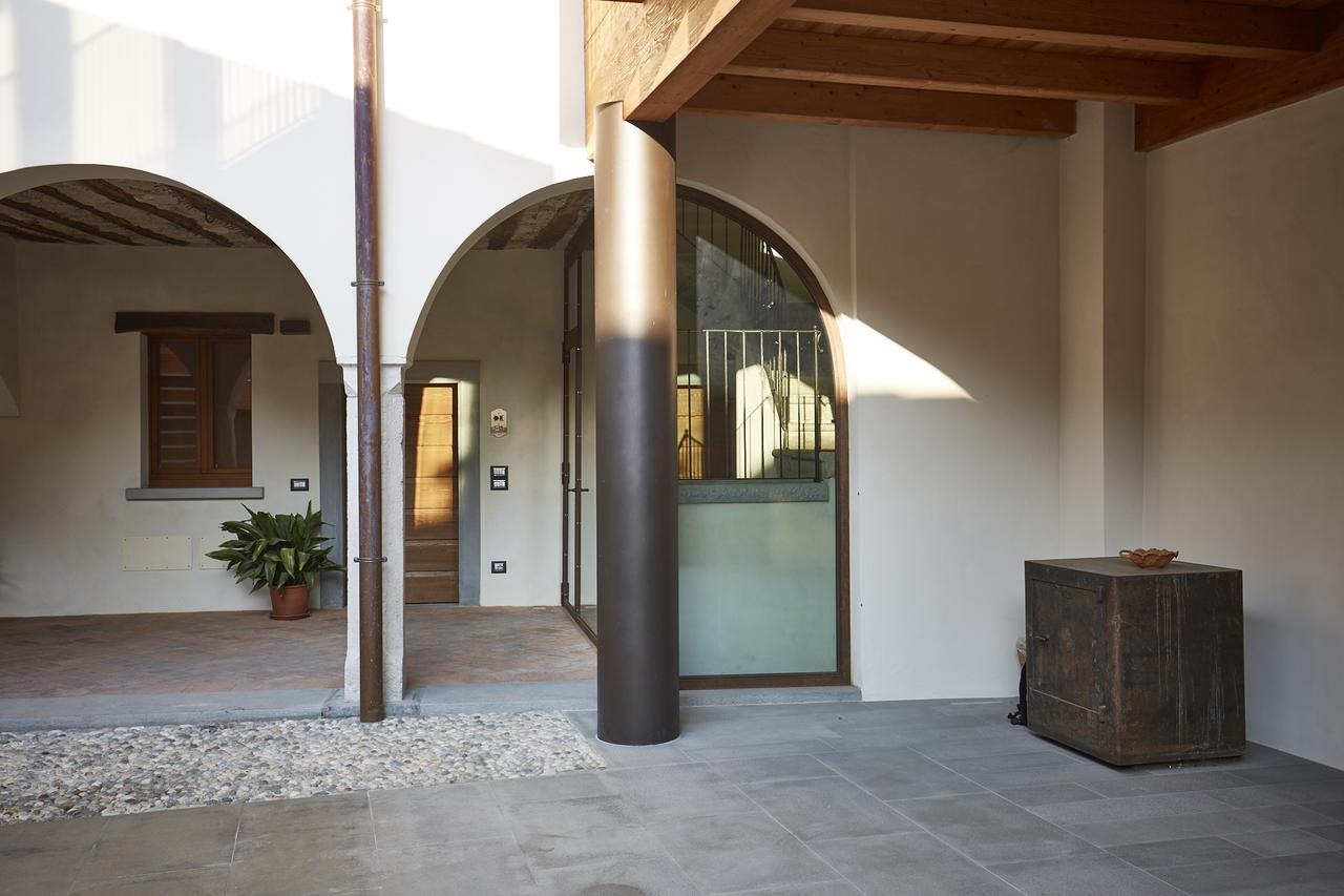 Palazzo Eleonora Bed & Breakfast Monasterolo del Castello Bagian luar foto